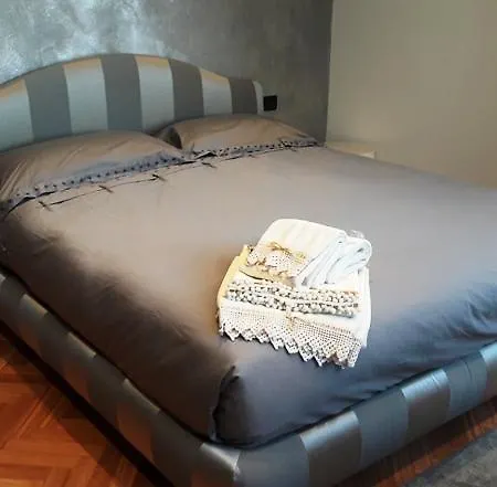 Elisabetta Apartman Sarzana